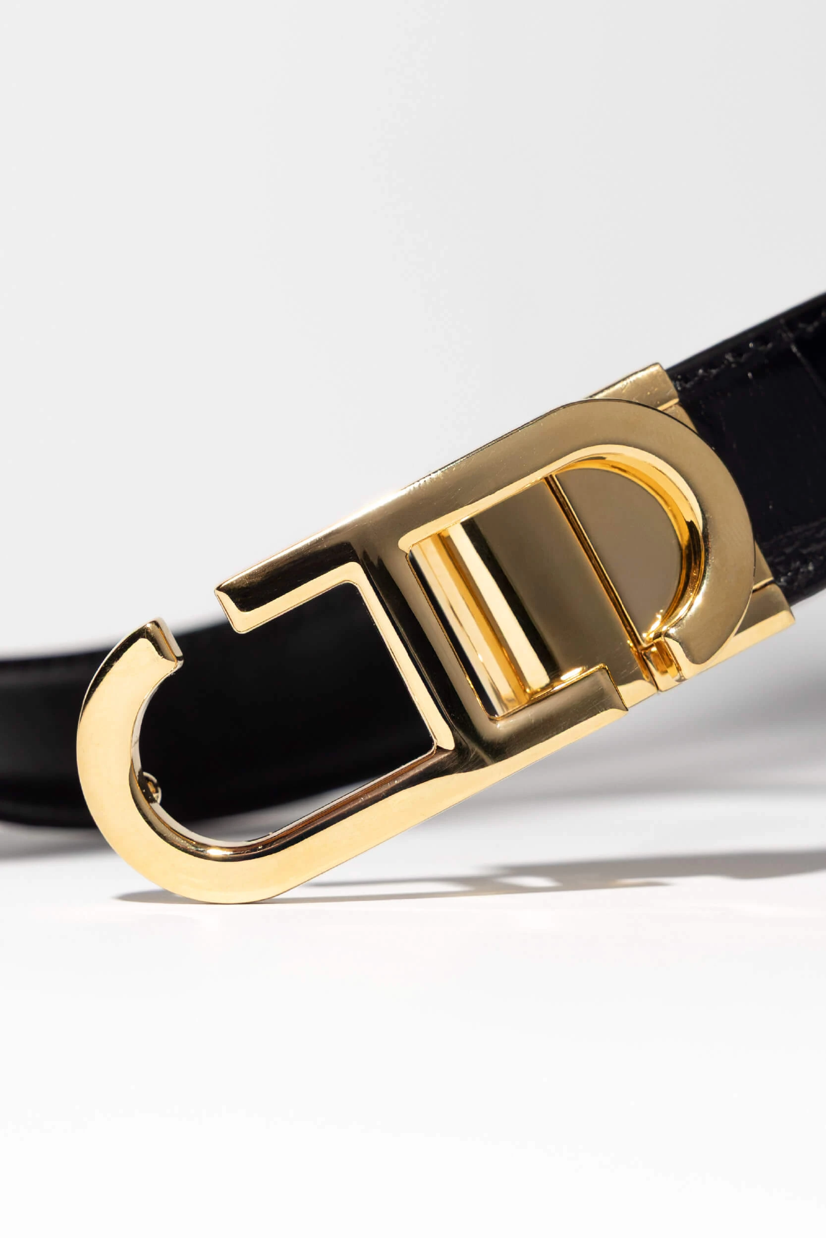 Leren Dames Riem Reversible Zwart Croco Goud Trophy Buckle