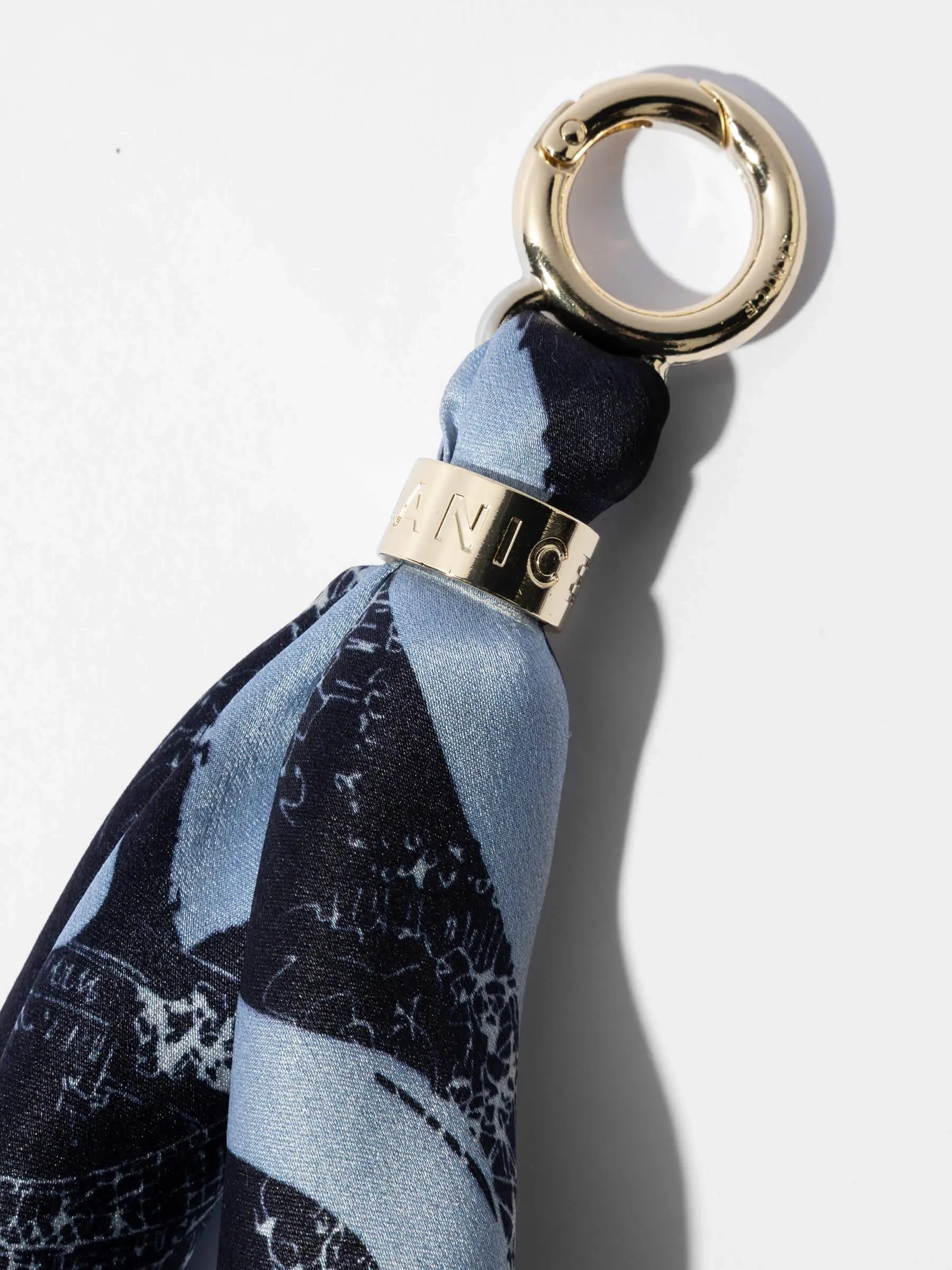 Bag Charm Zijden Sjaal Dames Effron Paris Blauw