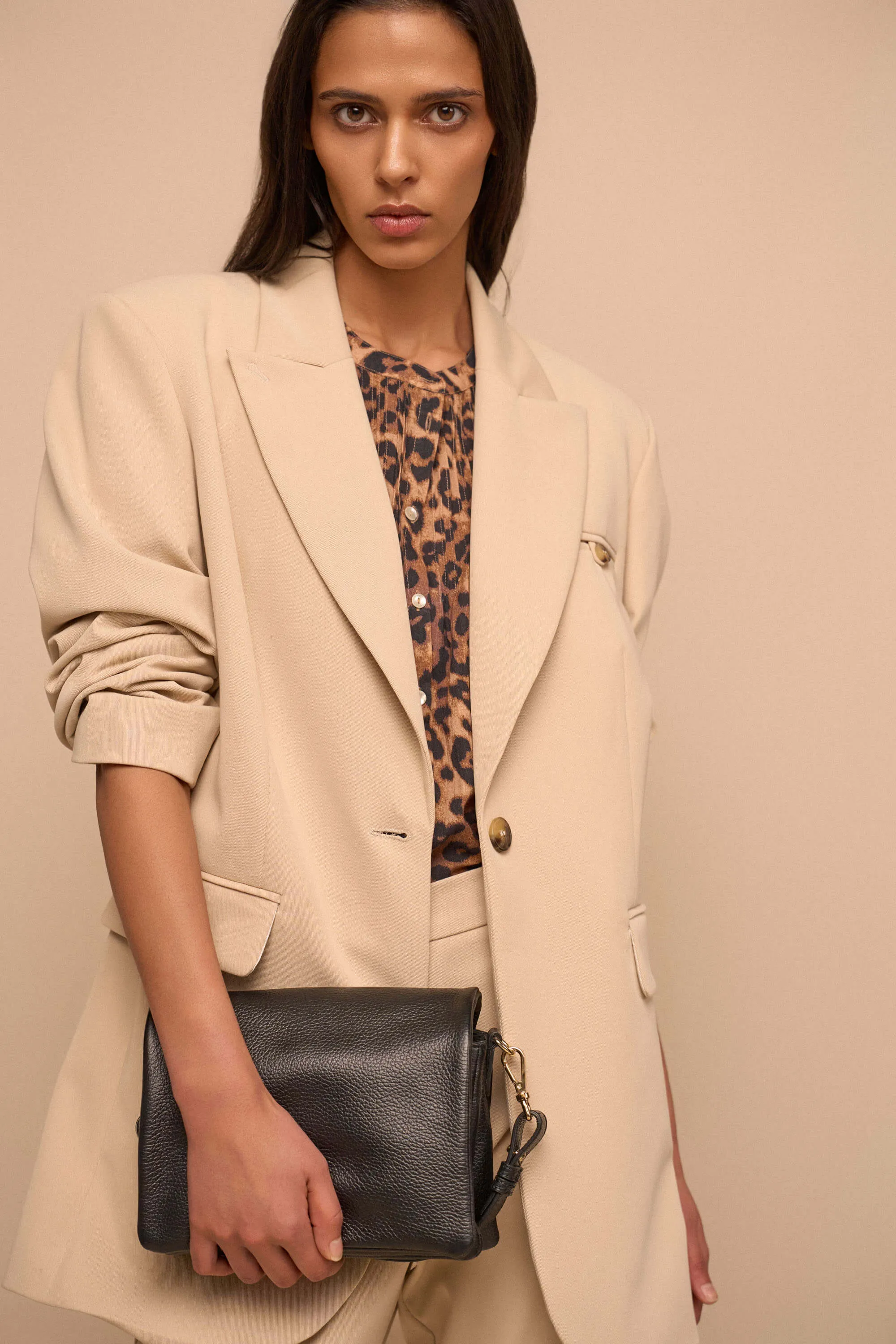 Van casual tot chic: 5 manieren om een blazer te dragen