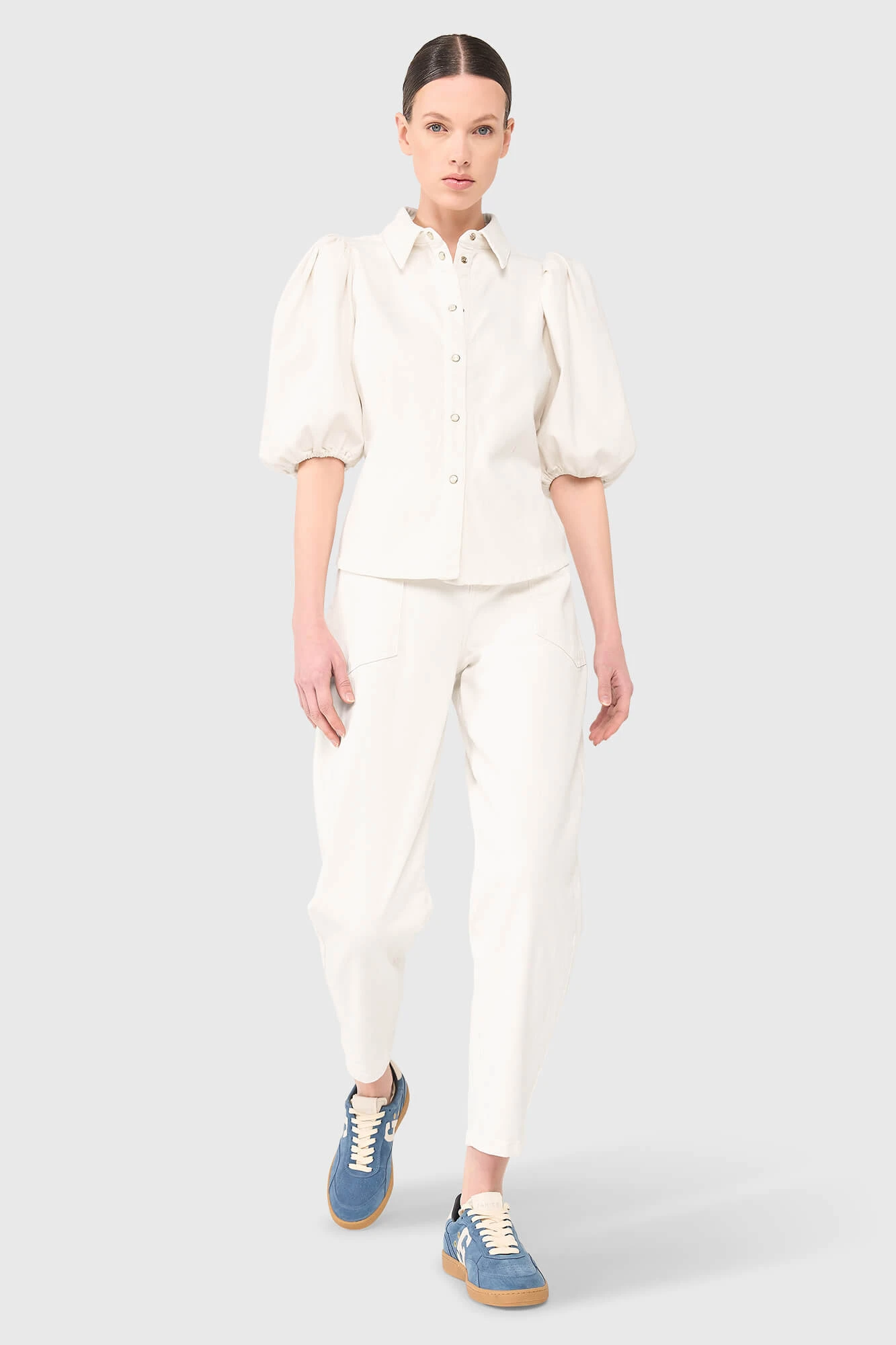 Lars Off White 009