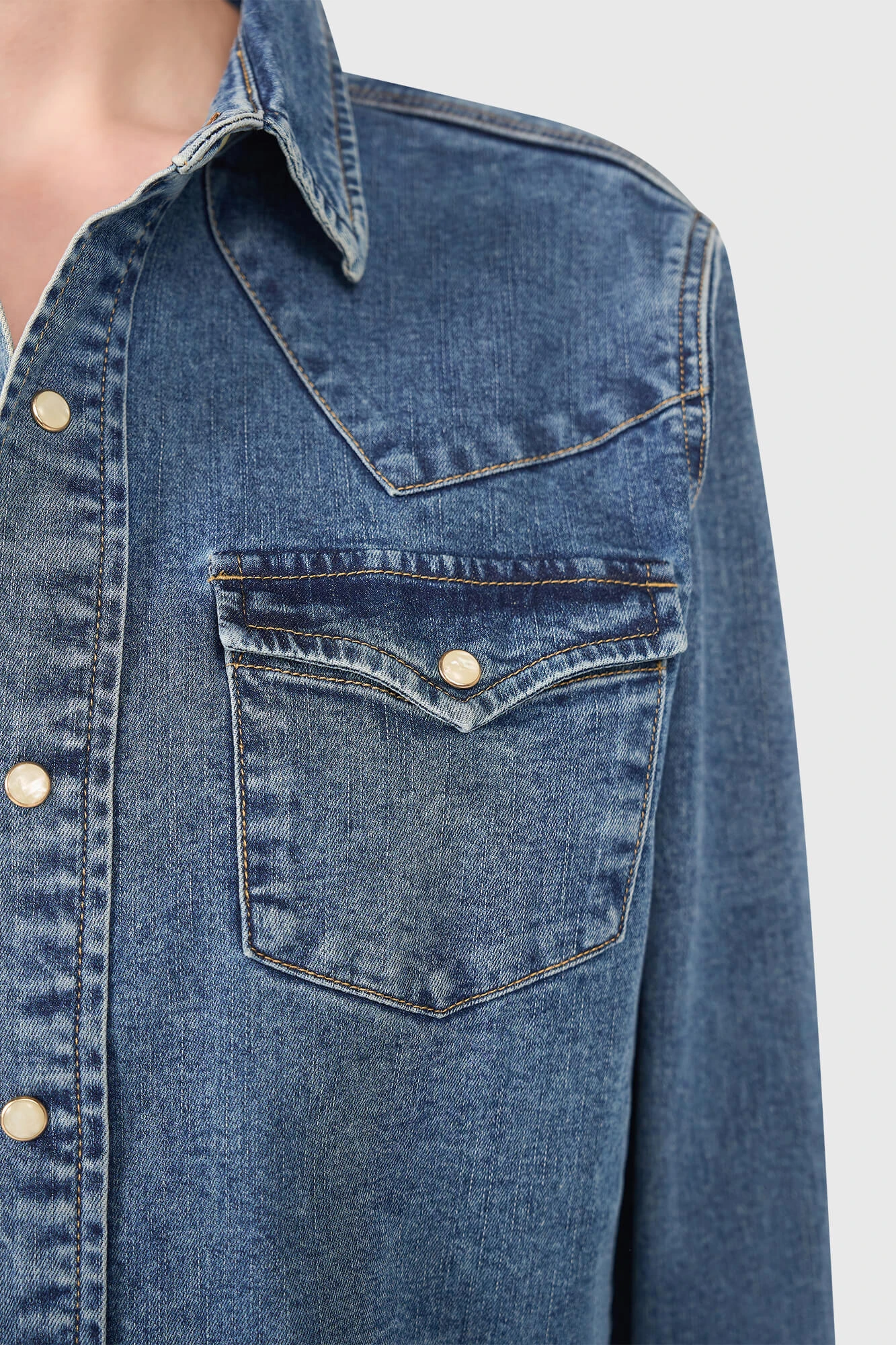 Levi Blauw 376