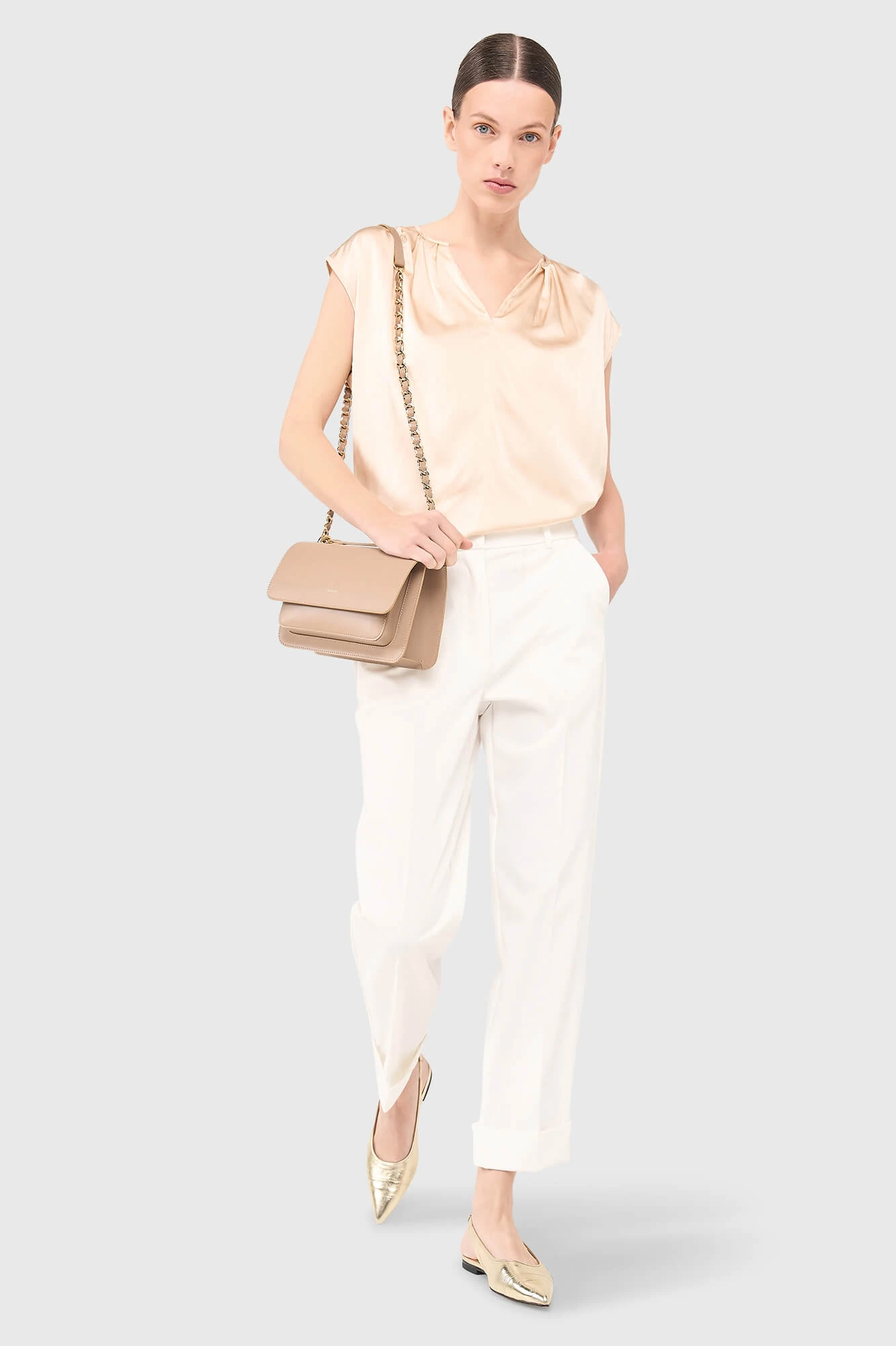 Sean Broek Off-white