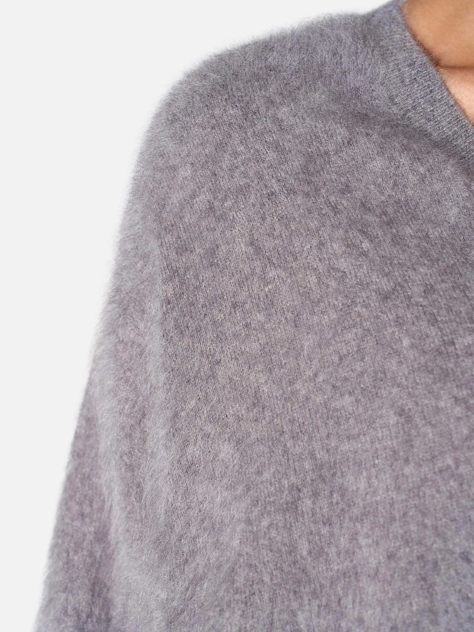 Brushed Cashmere Dames Trui V Hals Romeo Grijs