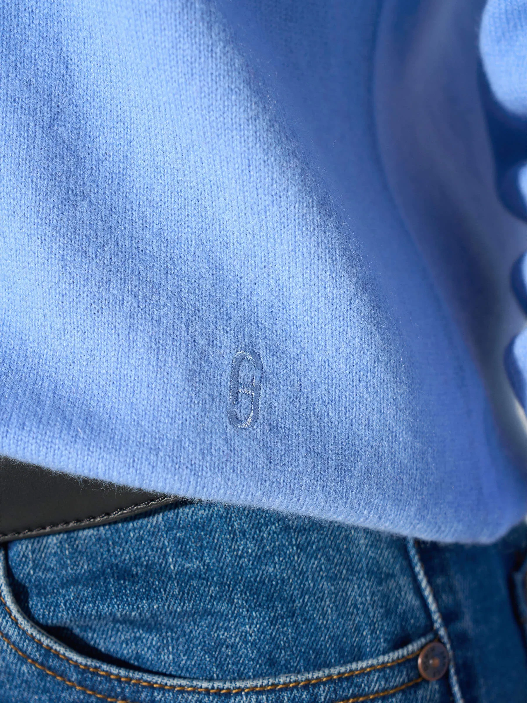 Cashmere Dames Trui Pofmouw Mave Licht Blauw