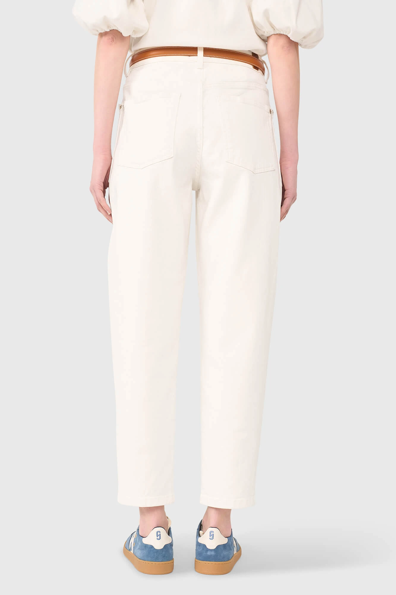 Morrison Off White 009
