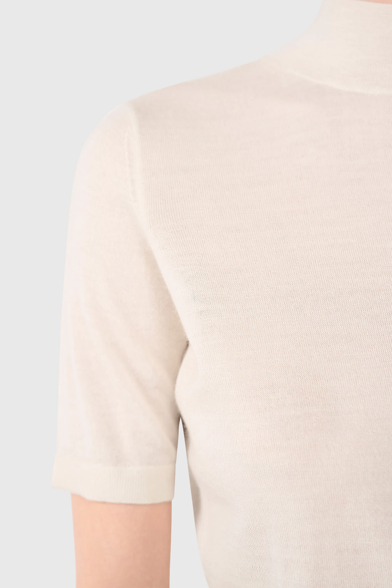 Knight Off White