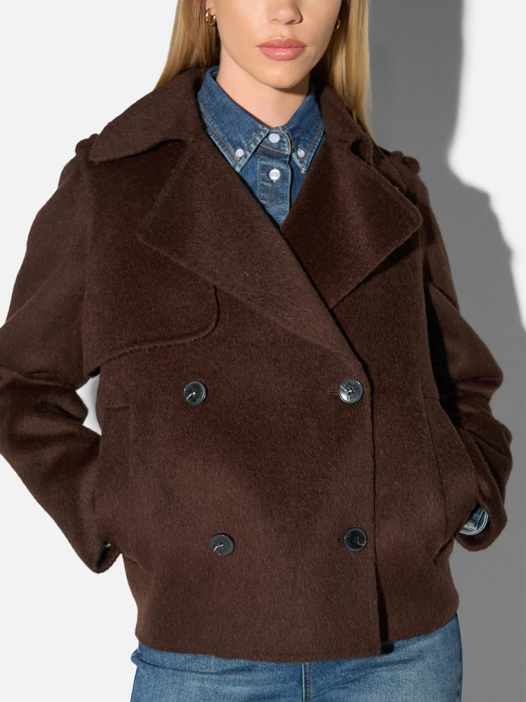 Korte Trench Dames Jas Yak Wol Jean Bruin